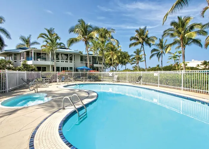 Holua Resort